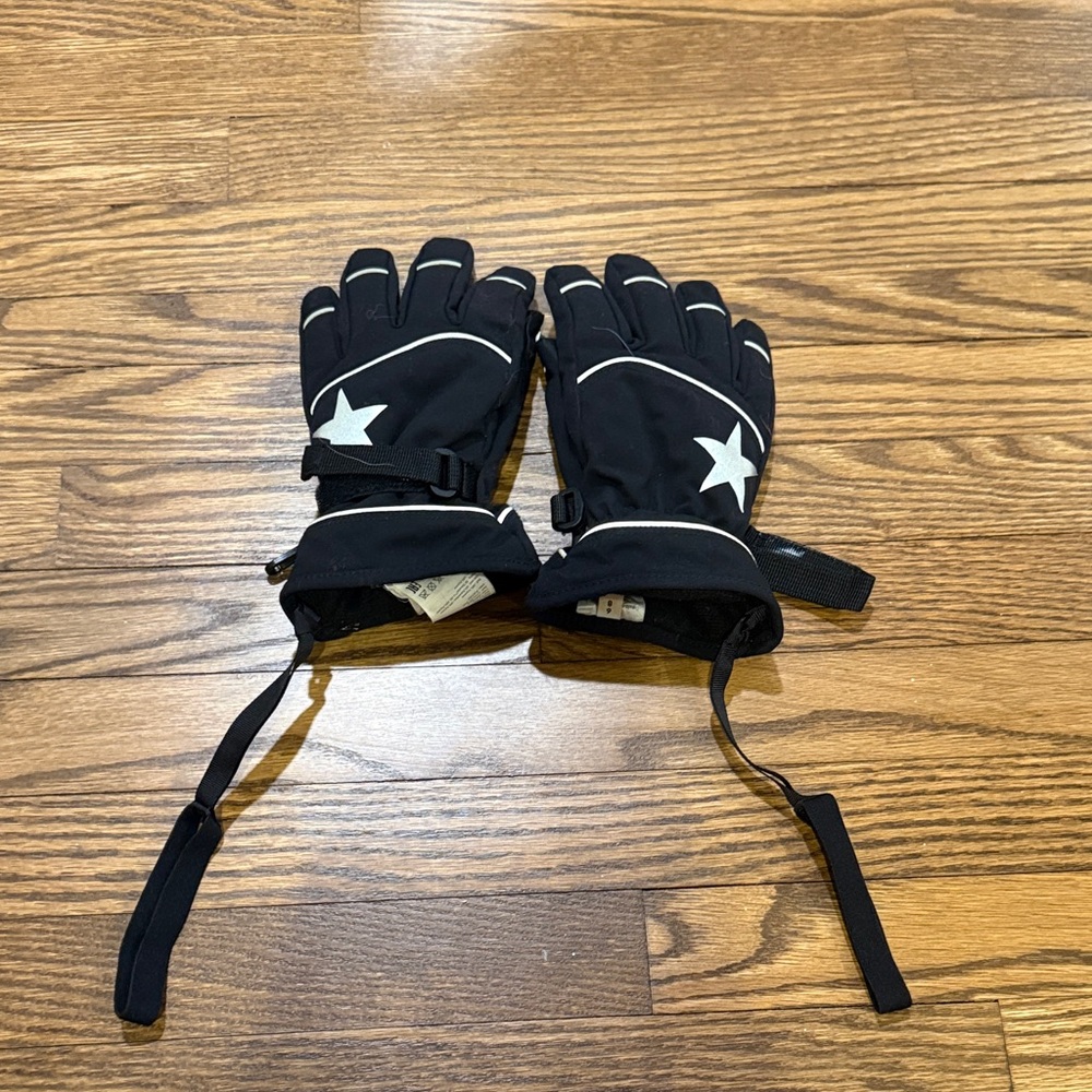 Molo Black Winter Gloves Size 6-8